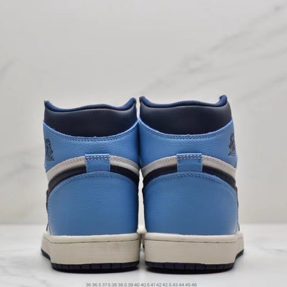 Air Jordan 1 \